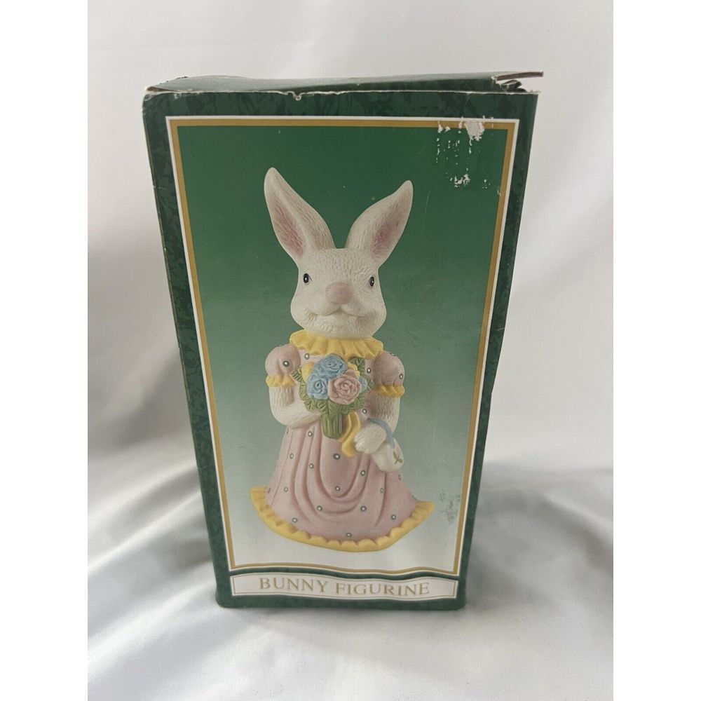 VTG JADE COLLECTION Easter Bunny Rabbit Holiday Decor‎